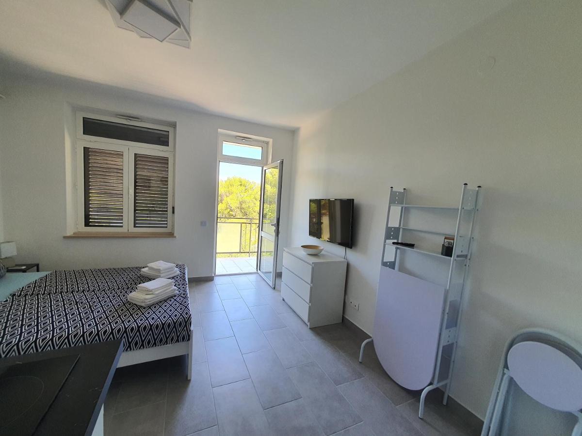 Villa Adagio Apartments Сумартін Екстер'єр фото